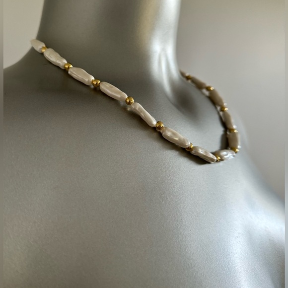 ✨HOST PICK✨🆕J. Crew Pearl Necklace - Picture 2 of 11